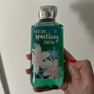 Bath & Body Works Fresh Sparkling Snow Shower Gel